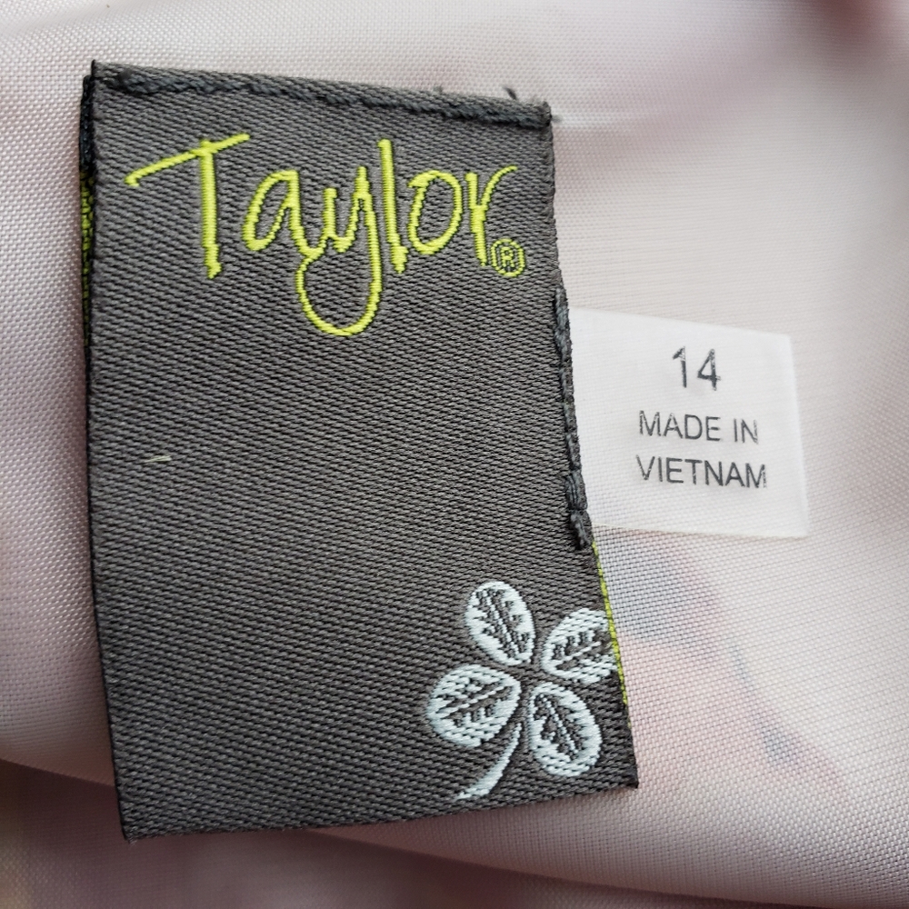 Sz 14 Taylor Floral Dress NWT - Picture 7 of 9